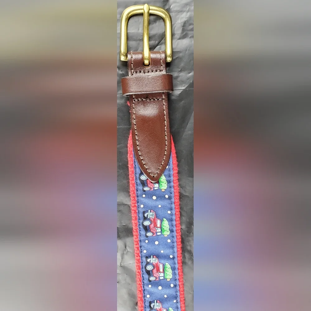 Vineyard Vines Boys Jeep Christmas Tree Canvas Club Belt Preppy - Size 26 - EUC